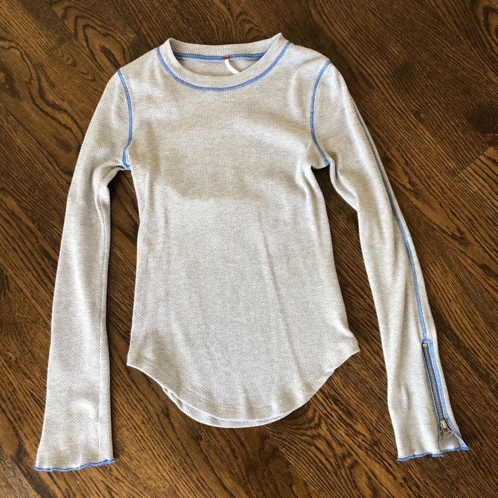 NWOT! Free People Thermal with zipper detail